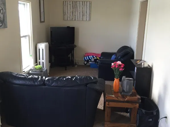 311 America Ave NW APT 3, Bemidji, MN 56601