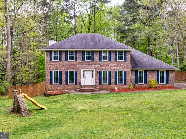 170 Oxford Ln, Fayetteville, GA 30215