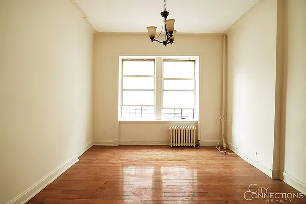 Rented by City Connections Realty | media 14