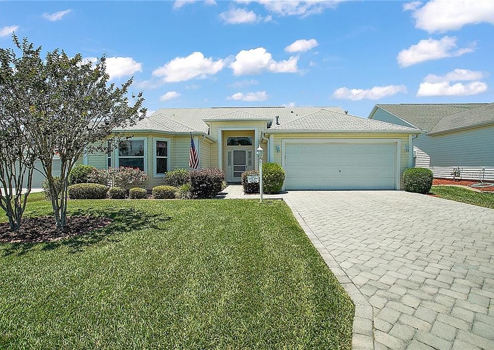 1st image of 3065 Egerton Pl