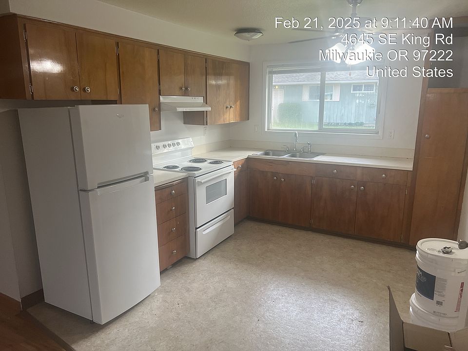 King Road Apartments - Milwaukie Oregon