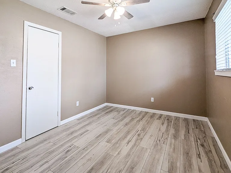 5220 Antha St — Photo 20