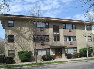 2 Le Moyne Pkwy APT 2S, Oak Park, IL 60302