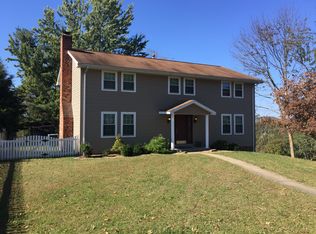 287 Ridgeway Dr, Bridgeport, WV 26330