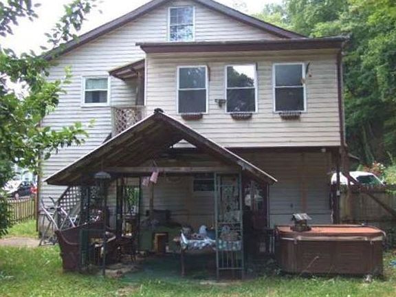 2nd image of 12802 Cliffside Dr NW