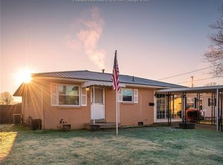 404 Cunningham St, Saint Albans, WV 25177