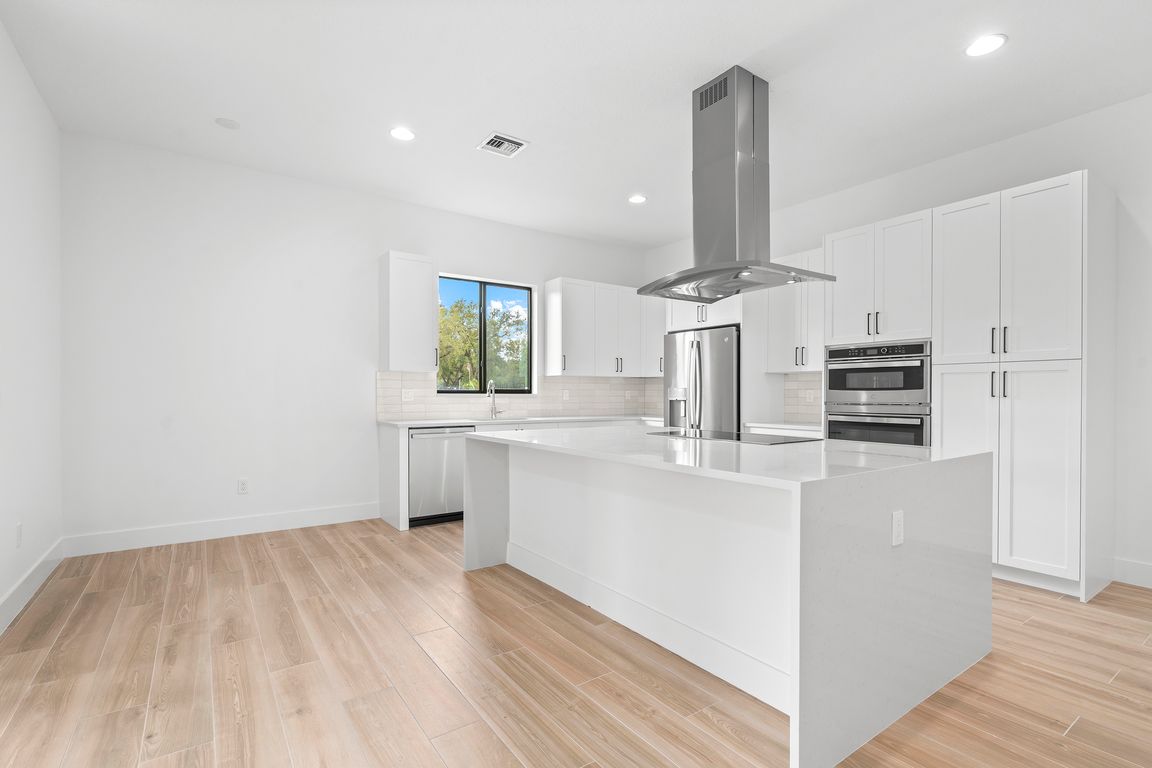 next background image