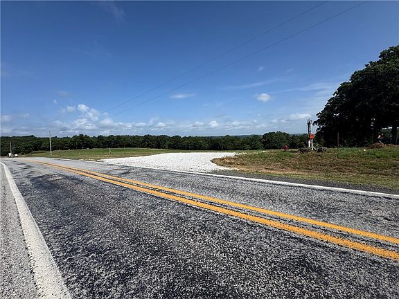 3rd image of 14463 S Highway 170 #D