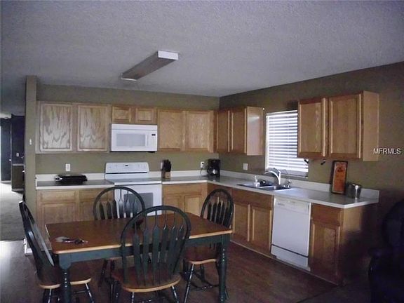 2nd image of 807 Crystal Bay Ln