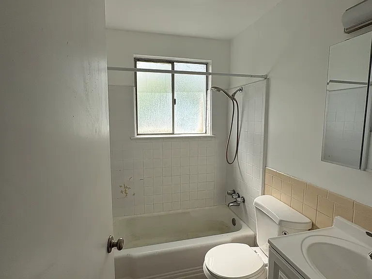 2630 S Windsor Cir #3 — Photo 12