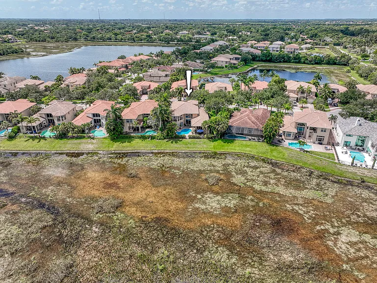 8801 Wellington View Dr — Photo 52