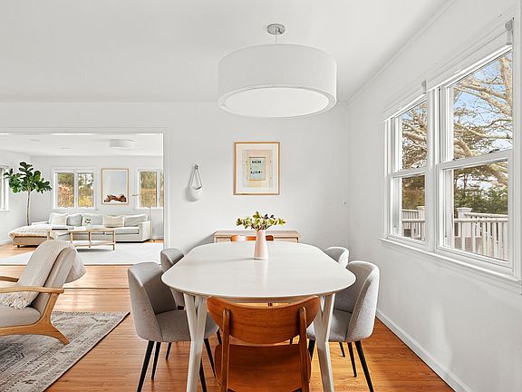 5th image of 1 White Birch Pl