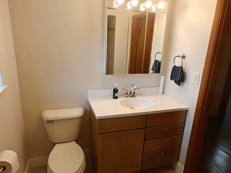 4607 Aicholtz Rd — Photo 10