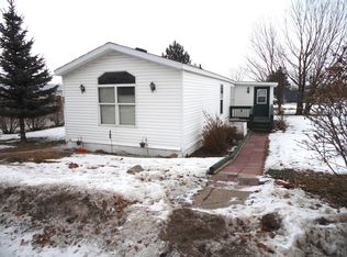 205 3rd St S, New Salem, ND 58563
