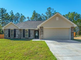 13 Wilkerson Way, Sumrall, MS 39482