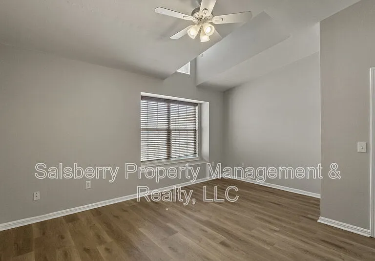 8015 Ederville Cir — Photo 18