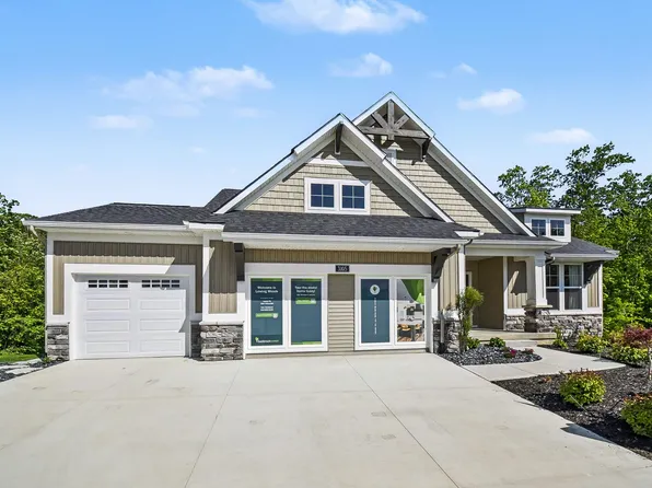 3105 Hollace Dr, Jenison, MI 49428