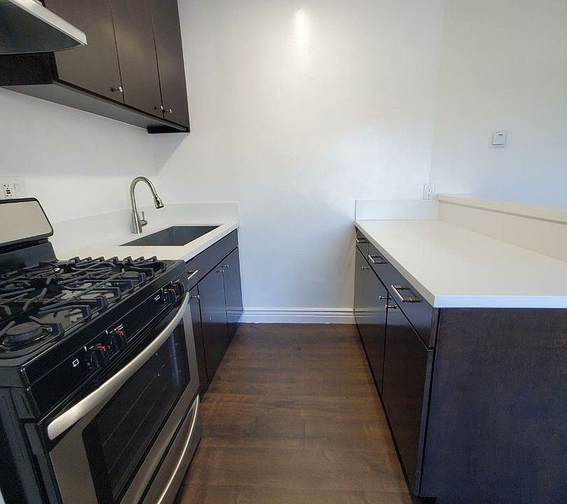 1st image of 2695 Loosmore St APT 11