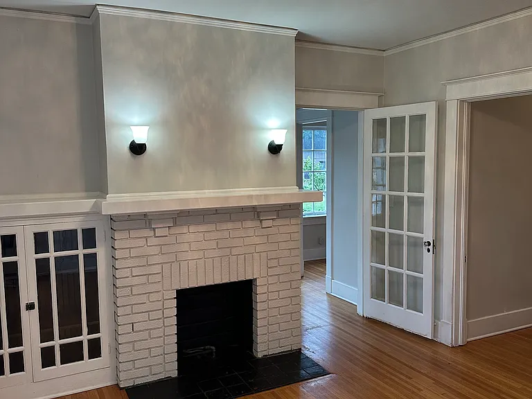 2900 Frankfort Ave #A — Photo 2
