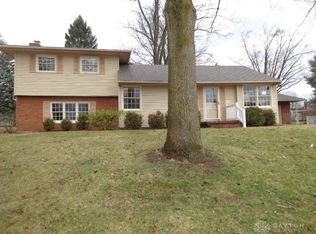 107 E Ridgeway Dr, Dayton, OH 45459