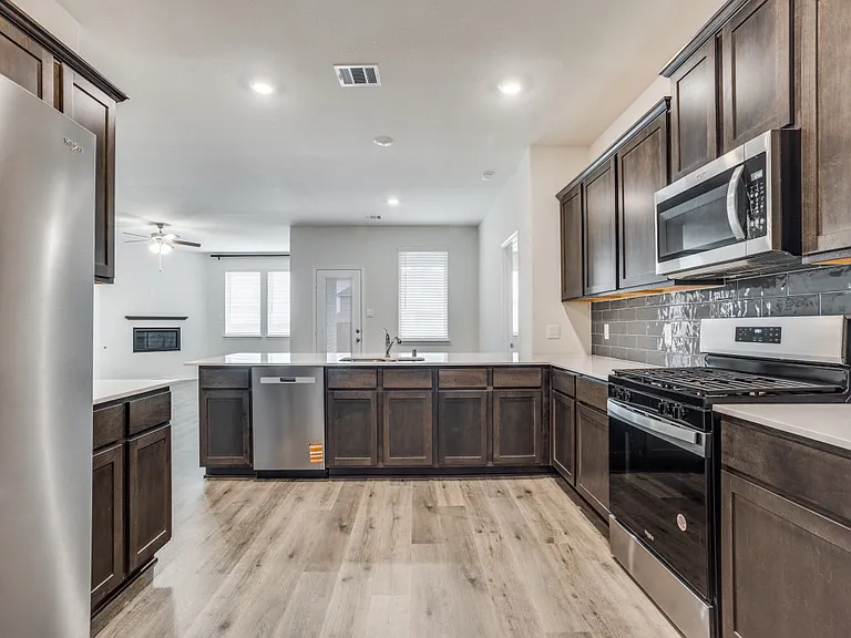 6978 Draper Ln — Photo 6