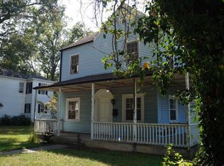 606 Nottoway Ave, Blackstone, VA 23824