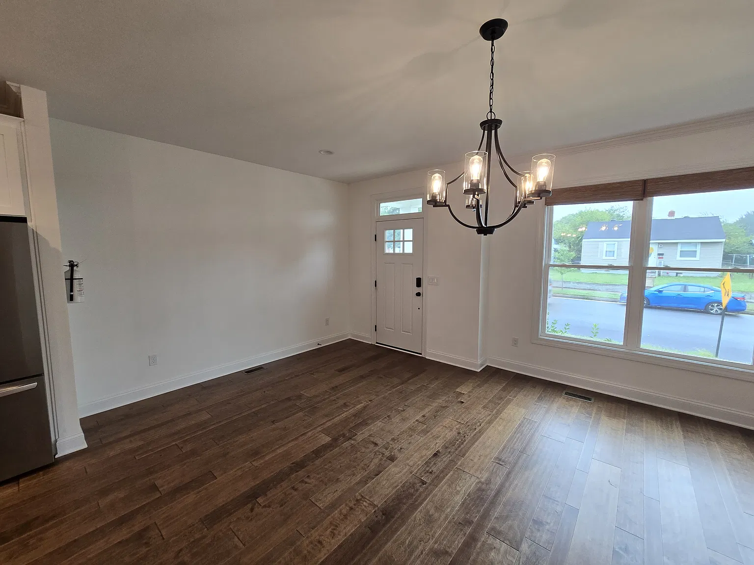 3 bed, 2.5 bath, 1868 sqft, $2,800 — Photo 1