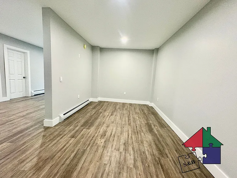24 Mountain View St — Photo 30