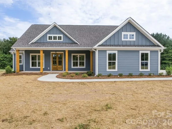 1905 Snyders Store Rd, Wingate, NC 28174
