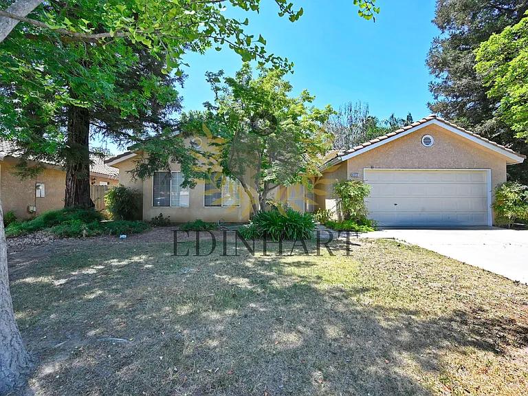 6353 N Brix Ave — Photo 2