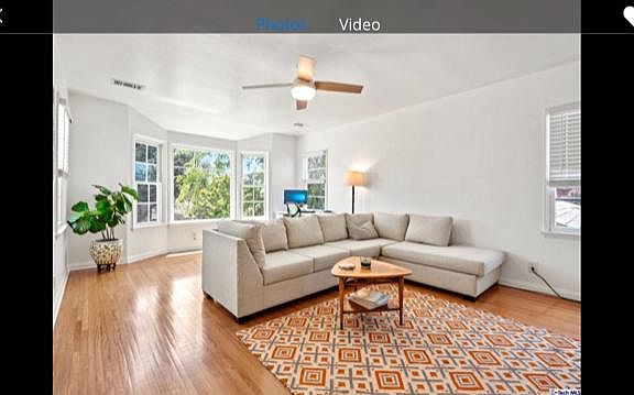 4th image of 1305 E Broadway #1/2