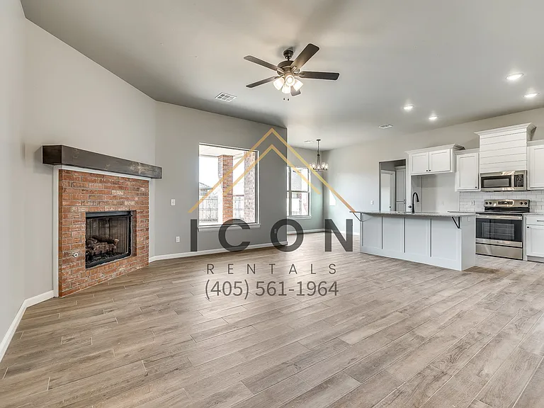 713 N Cottontail Way — Photo 2