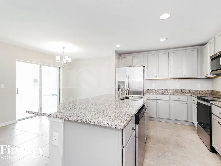211 Southern Breeze Loop — Photo 6