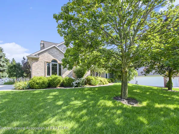 1272 Sweetwood Dr, Okemos, MI 48864