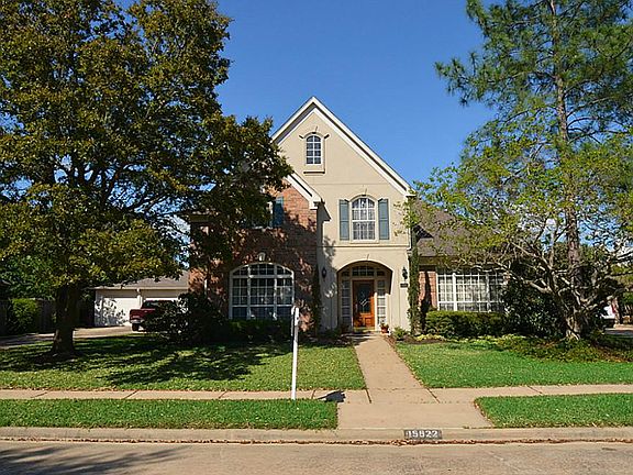 Great Village Built 4/3.5 bath home with 3 car detached garage