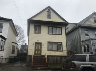 18 Wegman Ct, Jersey City, NJ 07305