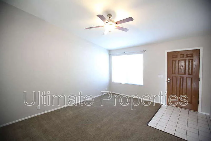 3 bed, 2.0 bath, 1731 sqft, $1,895 — Photo 4