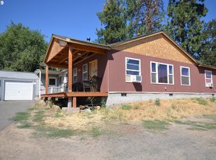 2926 W 10th St, The Dalles, OR 97058