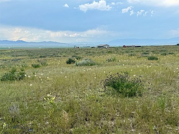 2nd image of 40 Buffalo Jump Trl