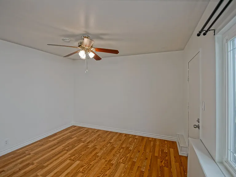 330 Bungalow Dr — Photo 23