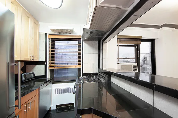 Rented by Voro NYC | media 14