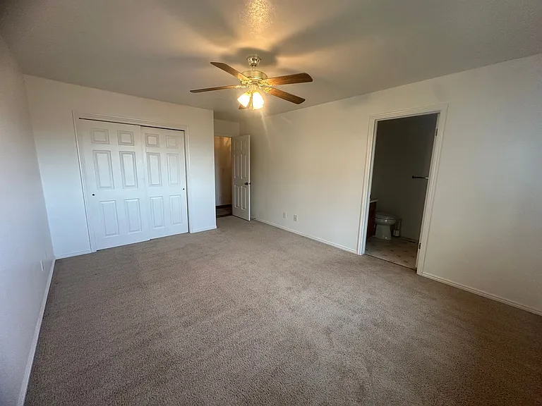 2268 S 2350 E — Photo 24