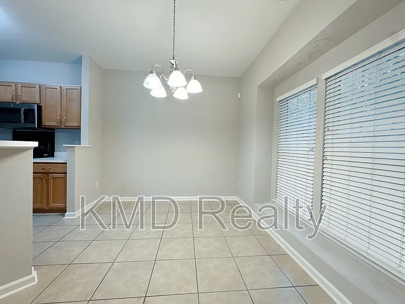 2 bed, 2.5 bath, $1,545 — Photo 4