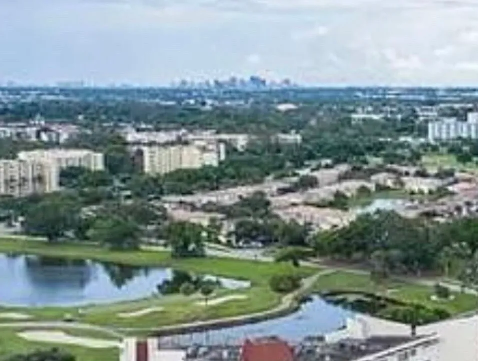 6901 Environ Blvd #8C