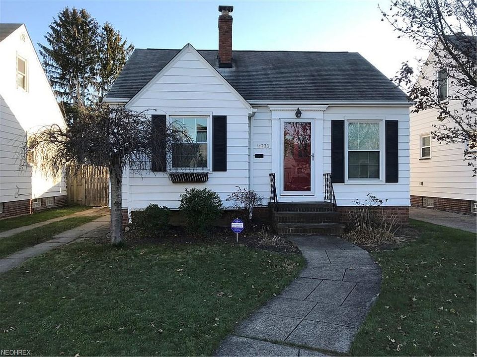 1st image of 14225 Montrose Ave