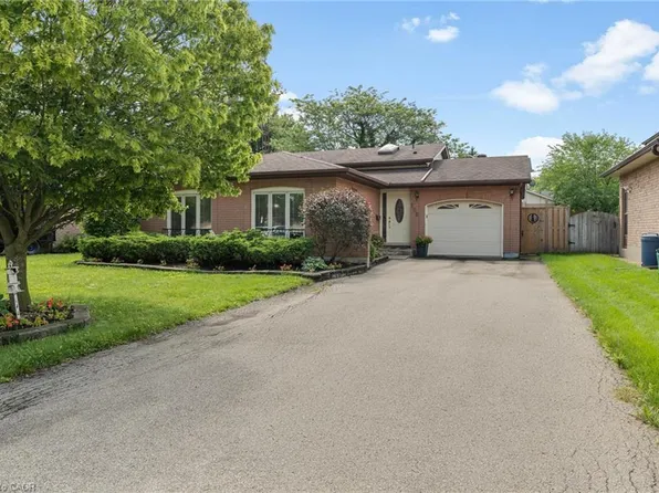128 Melissa Cres, Welland, ON L3C 6N9