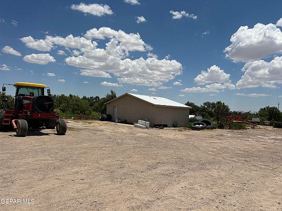 3rd image of 37438 State Highway 20