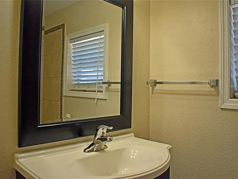 4311 W Virginia Ave — Photo 19