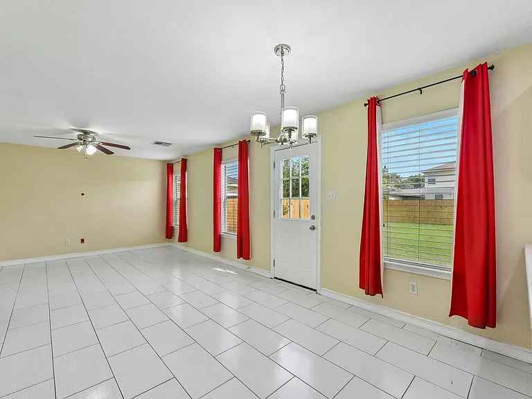 12712 Ring Dr — Photo 10