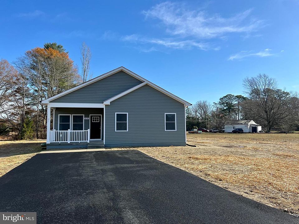 1st image of 106 Otter Ln